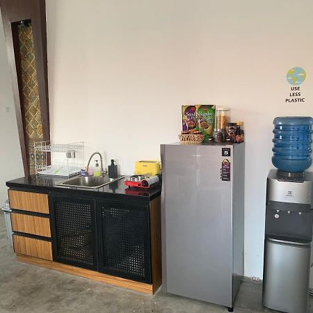 Fello B&B Hostel Legian  Bagian luar foto